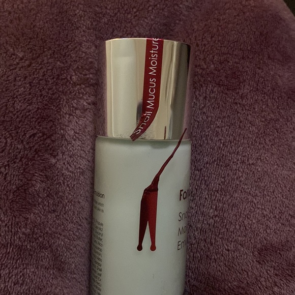 Farm Stay Snail Mucus Moisture Emulsion - Picture 2 of 6